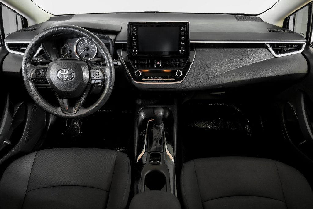 Used 2020 Toyota Corolla LE FWD image 13