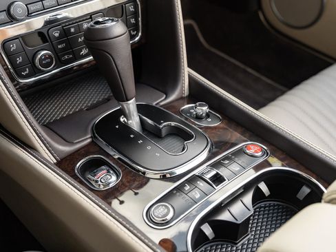 Used 2016 Bentley Continental GT AWD/4WD image 18