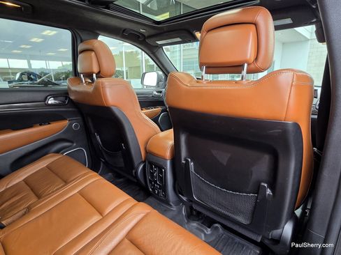 Used 2015 Jeep Grand Cherokee SRT AWD/4WD image 53