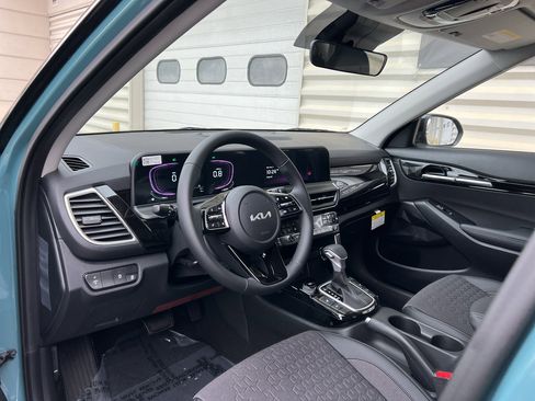 New 2026 Kia Seltos S image 10