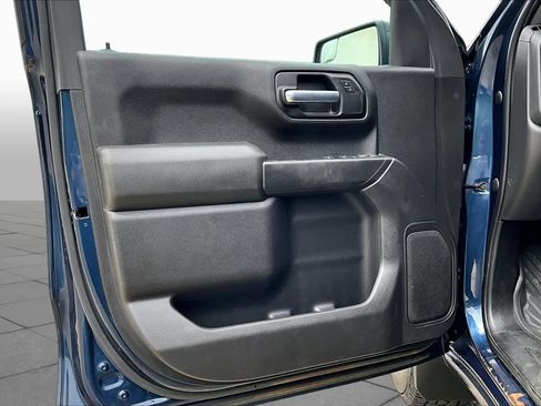 Used 2021 Chevrolet Silverado 1500 Custom Trail Boss AWD/4WD image 22