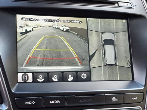 Used 2018 Hyundai Santa Fe Limited image 32