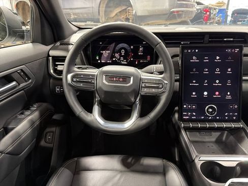 Used 2026 GMC Terrain Elevation w/ Elevation Premium Package AWD/4WD image 32