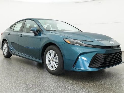 New 2026 Toyota Camry LE FWD image 27