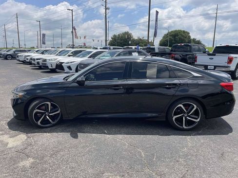 Used 2021 Honda Accord Sport image 6