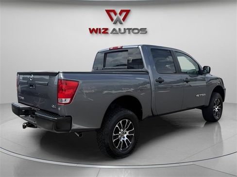 Used 2014 Nissan Titan S image 5
