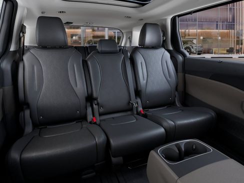 New 2027 Kia Carnival SX FWD image 16
