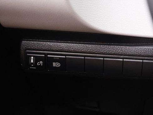 Certified 2023 Toyota Corolla SE w/ SE Premium Package image 19