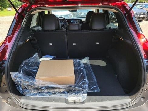 New 2025 Nissan Kicks SR w/ Illumination Package image 7