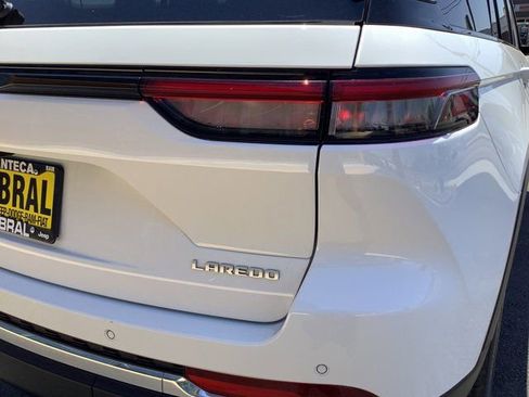 Used 2024 Jeep Grand Cherokee Laredo X w/ Trailer Tow Package image 41