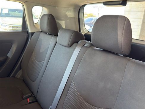 Used 2012 Kia Soul image 26
