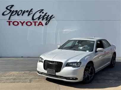 Used 2023 Chrysler 300 S