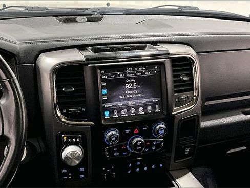 Used 2017 RAM 1500 Sport image 10