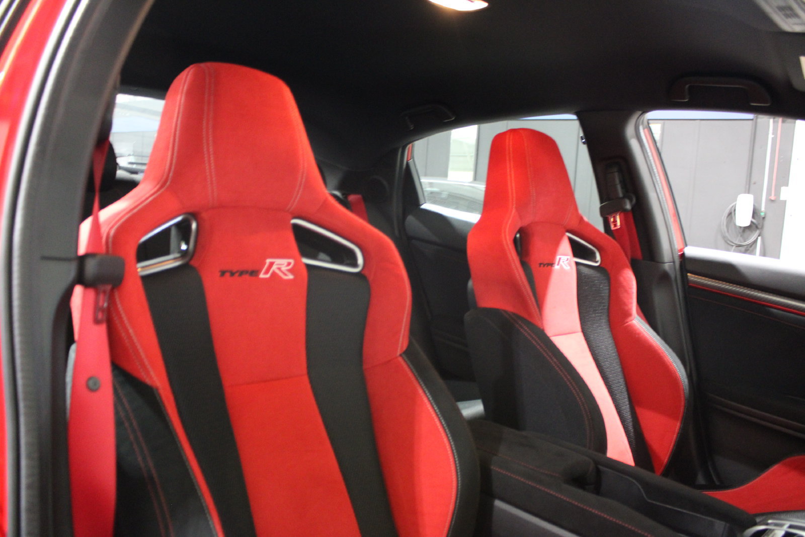 Used 2018 Honda Civic Type R image 23