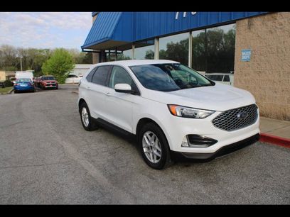 Used 2024 Ford Edge SEL w/ Convenience Package