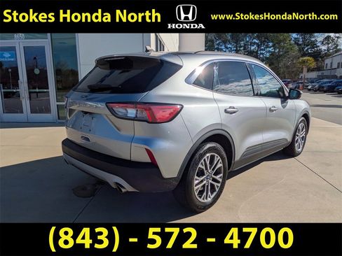 Used 2021 Ford Escape SEL image 4