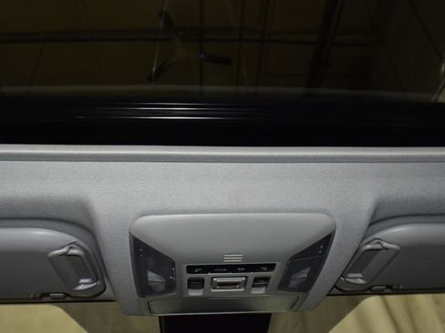 Used 2025 Toyota RAV4 XLE image 22