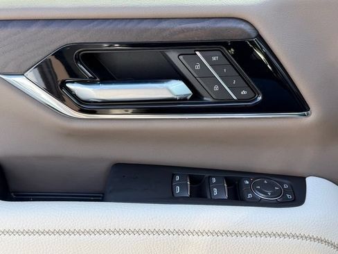 New 2026 GMC Yukon Denali AWD/4WD image 23