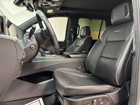 Used 2021 Cadillac Escalade Premium Luxury w/ Driver Assist Tech Package image 24