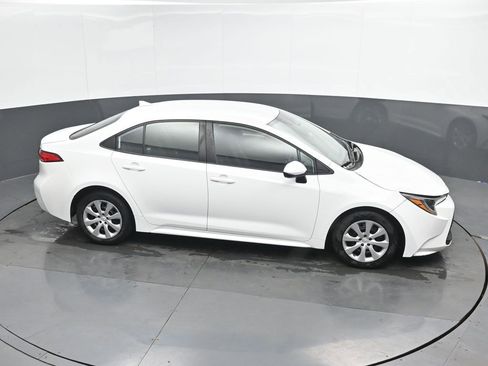 Used 2023 Toyota Corolla LE image 37
