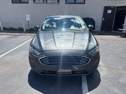 Used 2019 Ford Fusion SE FWD image 8