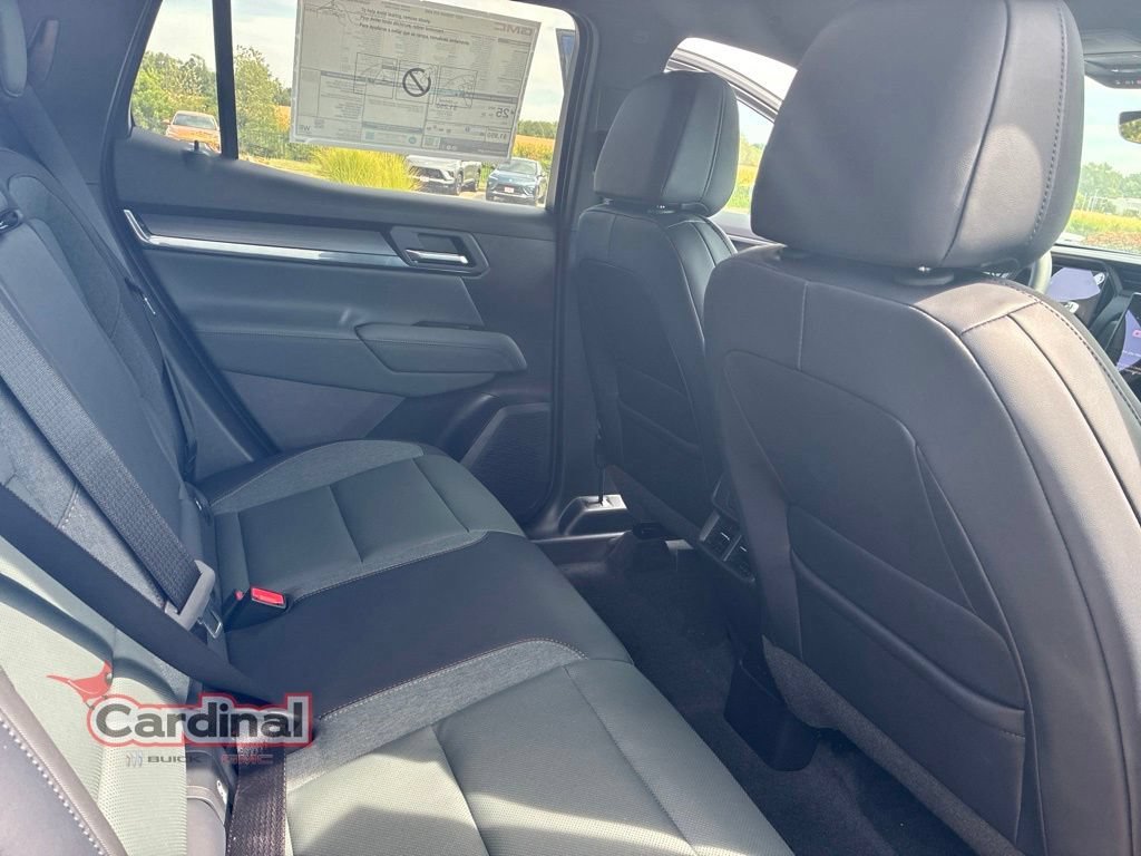 New 2027 GMC Terrain AT4 w/ Convenience Package III AWD/4WD image 18