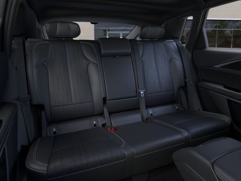 New 2026 Cadillac Lyriq Sport image 17