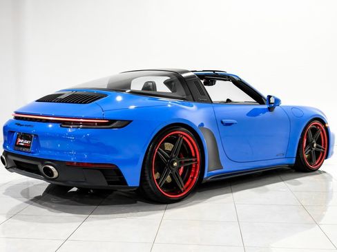 Used 2022 Porsche 911 Targa 4 GTS image 8