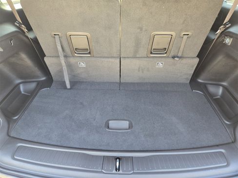 New 2025 Jeep Grand Cherokee L Limited w/ Luxury Tech Group II image 32