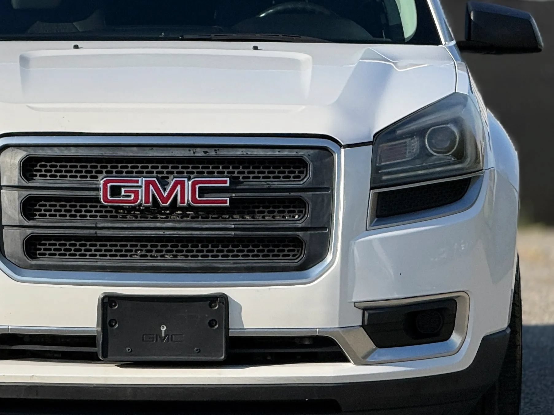 Used 2016 GMC Acadia SLE AWD/4WD image 12