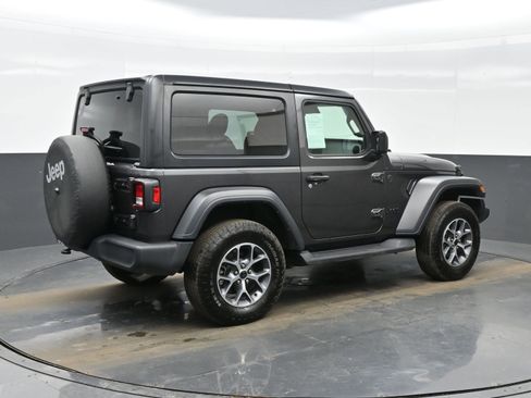 Used 2024 Jeep Wrangler Sport S image 6
