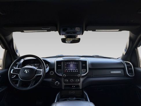 Used 2020 RAM 1500 Big Horn image 3