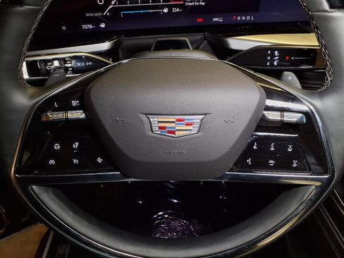 Certified 2025 Cadillac Escalade Sport AWD/4WD image 6