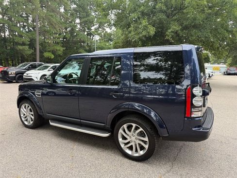 Used 2016 Land Rover LR4 HSE LUX AWD/4WD image 10