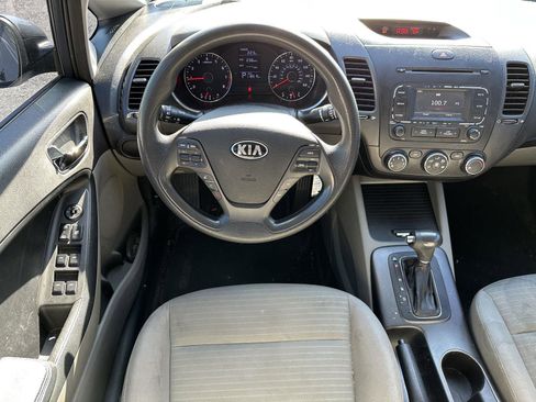 Used 2016 Kia Forte LX w/ LX Popular Plus Package FWD image 12