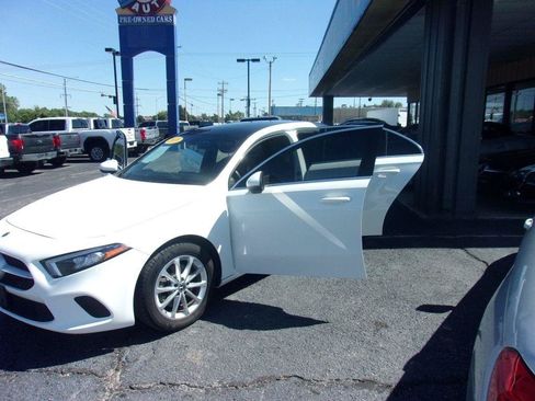 Used 2019 Mercedes-Benz A 220 image 12