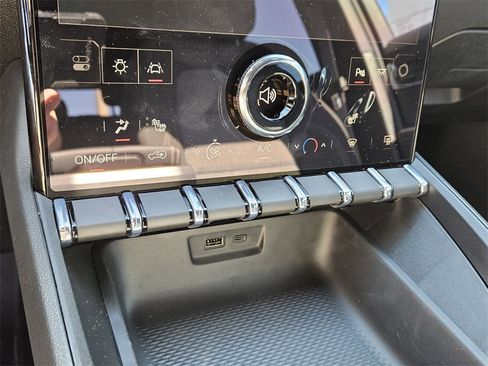 New 2026 GMC Terrain Elevation w/ LPO, Floor Liner Package image 22