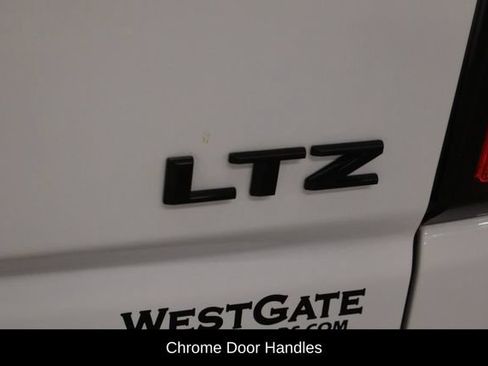 Used 2025 Chevrolet Silverado 2500 LTZ w/ LTZ Plus Package AWD/4WD image 50