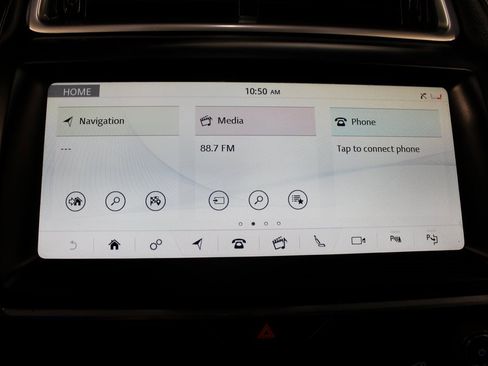 Used 2018 Jaguar E-PACE S image 20