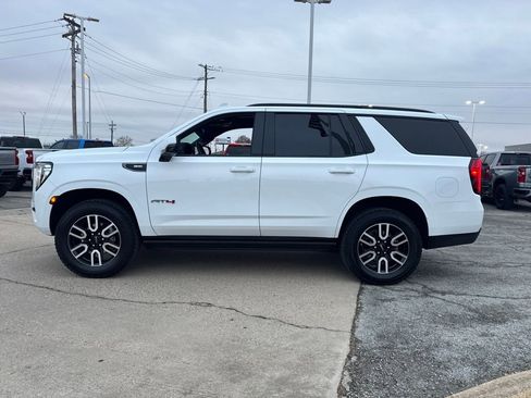 Used 2024 GMC Yukon AT4 w/ AT4 Premium Package image 2