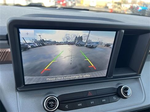 Used 2023 Ford Maverick Lariat w/ Lariat Luxury Package image 22