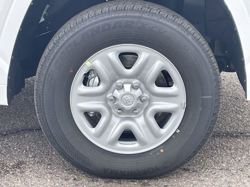 New 2026 Toyota Tundra SR image 9