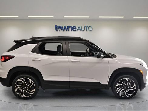 Used 2024 Chevrolet TrailBlazer RS w/ Convenience Package image 4