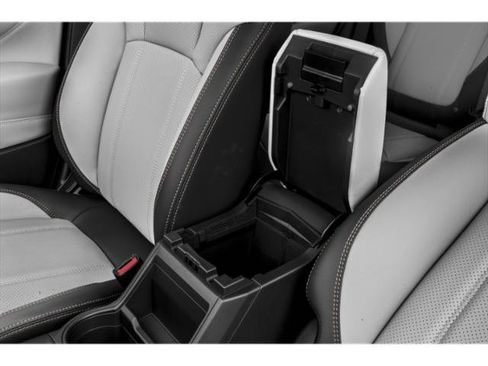 Used 2020 Subaru Forester Limited w/ Popular Package #3 image 17