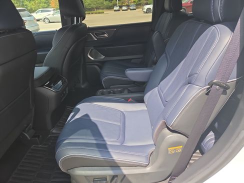 Used 2026 INFINITI QX80 4WD image 7