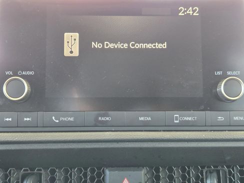 Used 2024 Honda CR-V Sport image 16