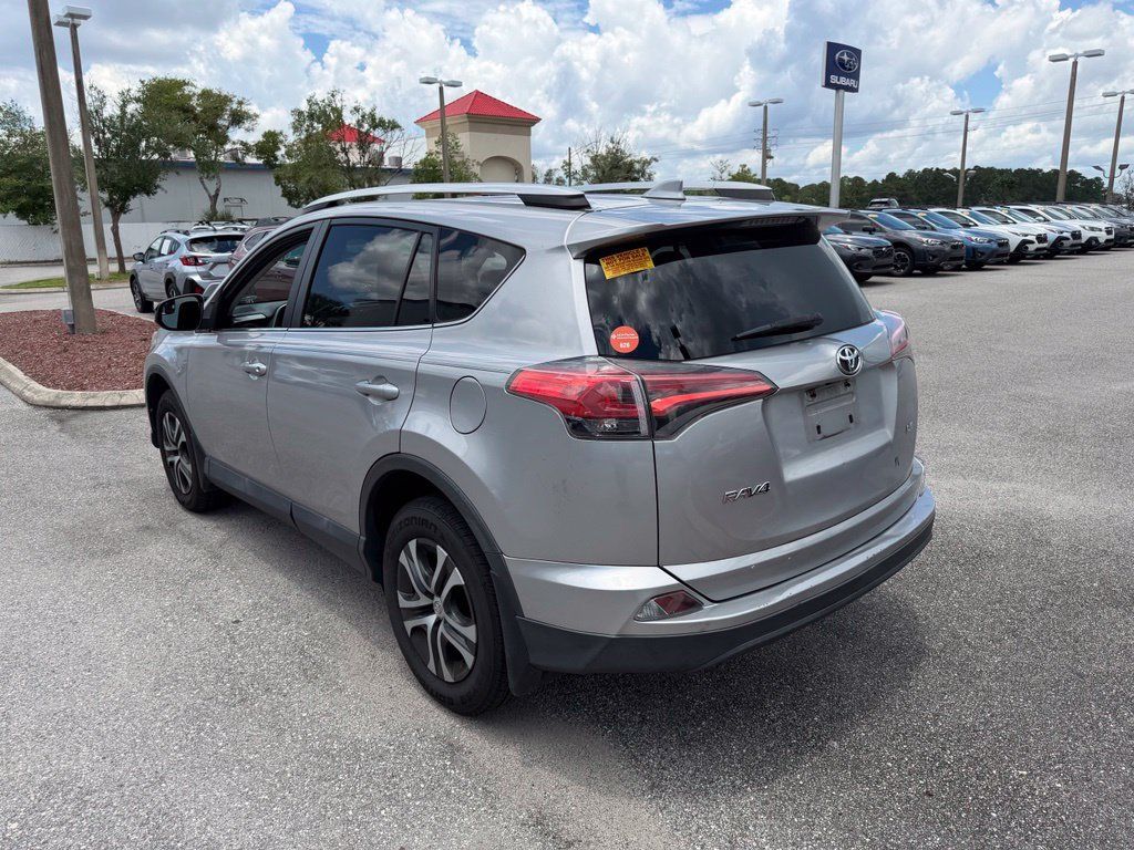 Used 2016 Toyota RAV4 LE FWD image 7