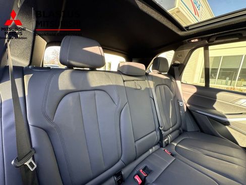 Used 2019 BMW X5 xDrive40i w/ Premium Package 2 image 13