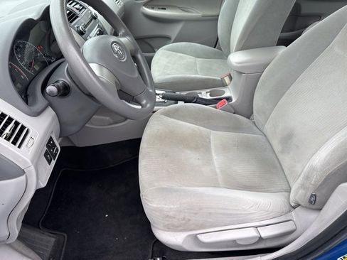 Used 2010 Toyota Corolla LE image 14