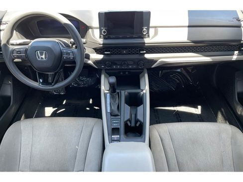 Certified 2023 Honda Accord EX image 15